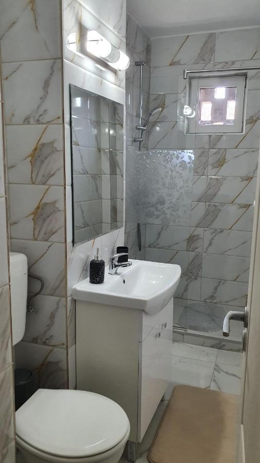 拉迪亚Apartament Estera公寓 外观 照片